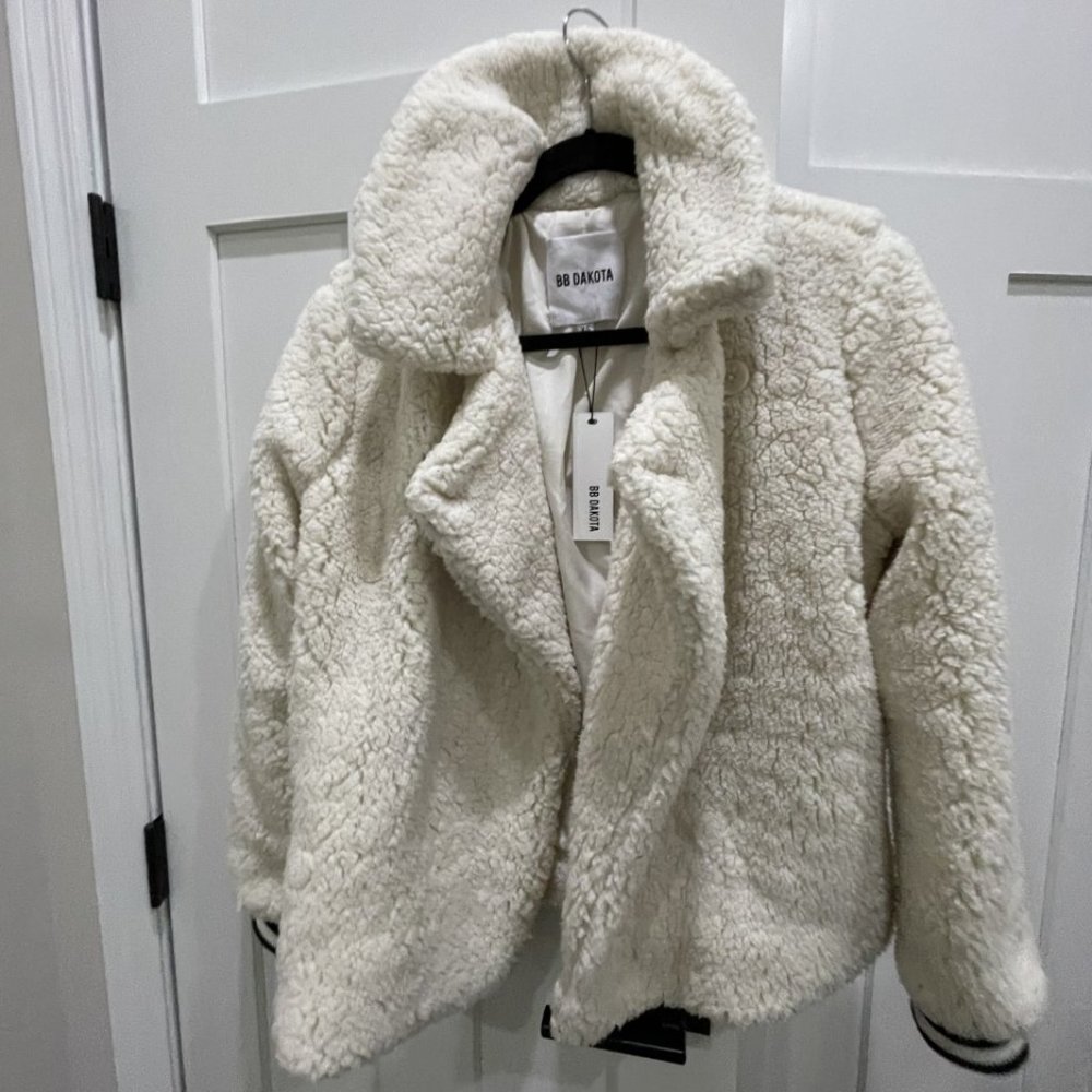 NEW (with tags) BB DAKOTA Fleece  and Love jacket